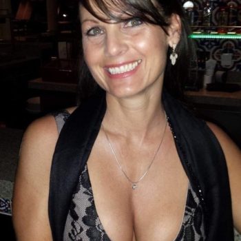 Profilo di Rizlene, 48 anni, Numeri Prostitute a Exilles