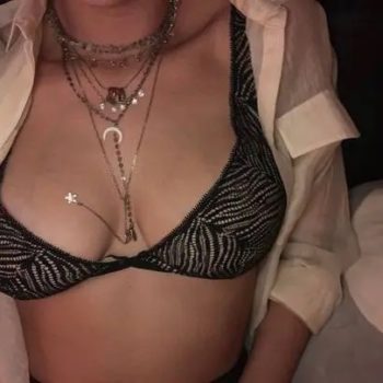 Profilo di Assima, 32 anni, Numeri Prostitute a Vimodrone