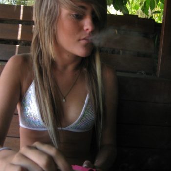 Profilo di Lillou, 32 anni, Numeri Prostitute a Roccaforte Ligure
